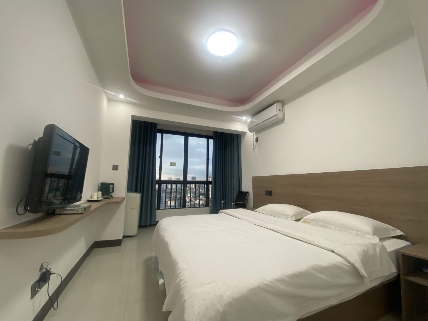 钦州港湾便捷酒店