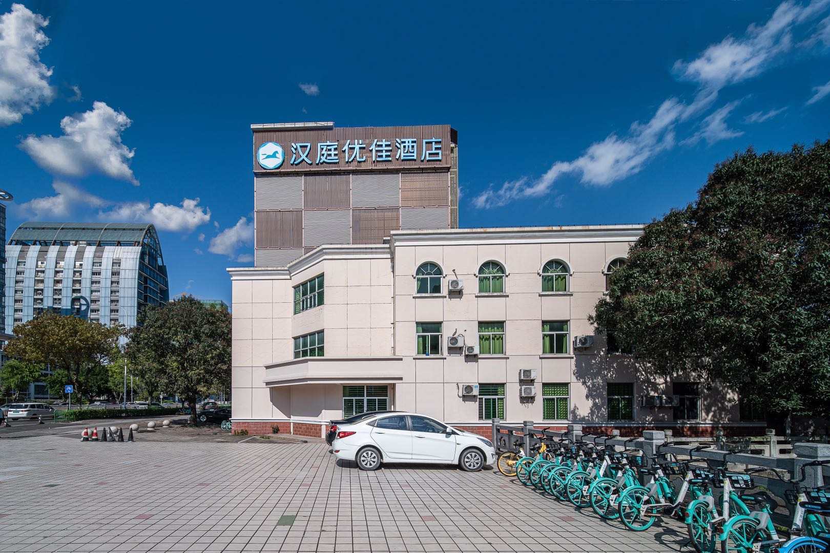 汉庭优佳酒店(福州宝龙城市广场店)