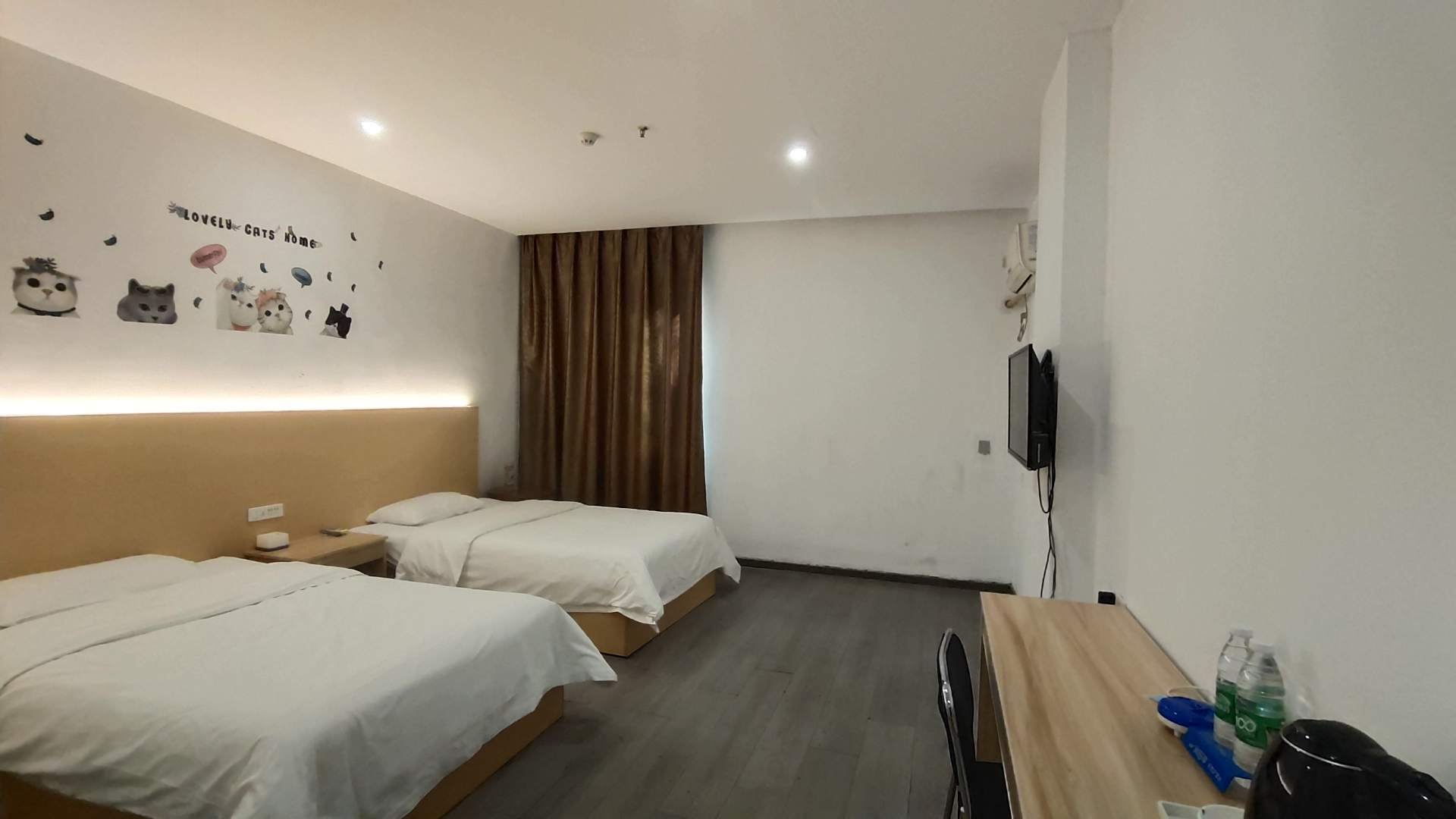 怡尚酒店(暨阳学校北湖东路店)