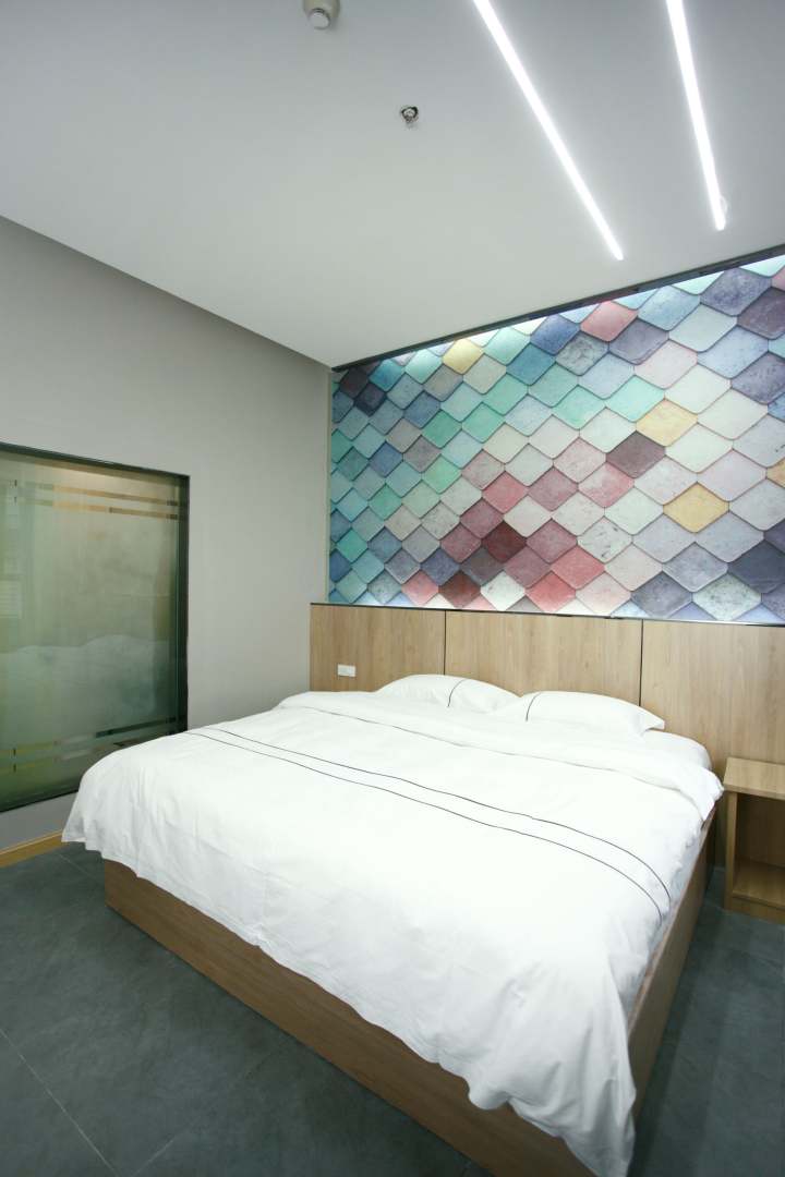 艺选酒店(宝鸡火车站店)