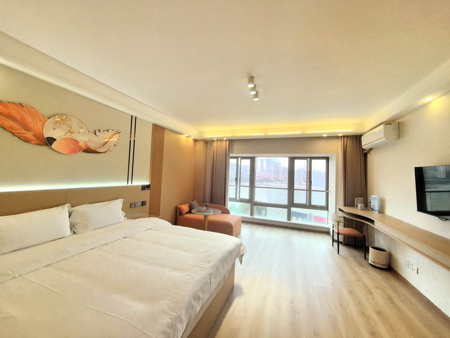 重庆海澜之家·江景渡假公寓(南滨路景区店)