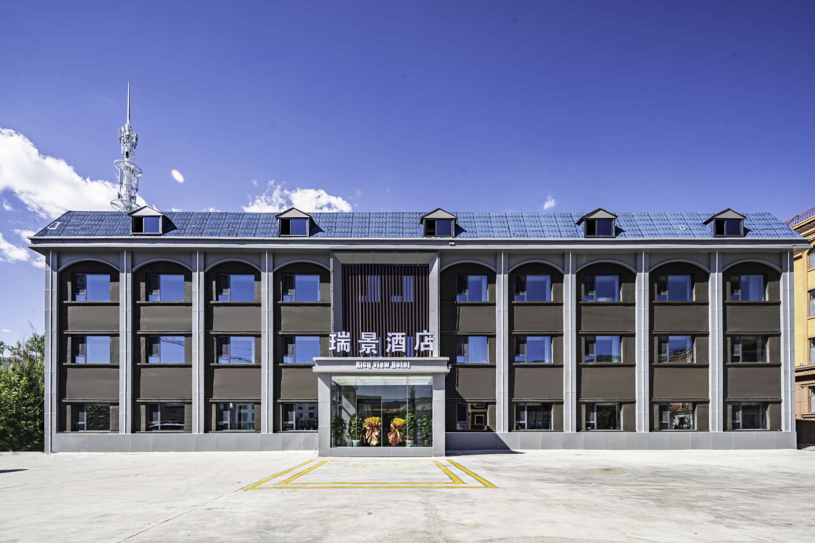 可可托海瑞景酒店