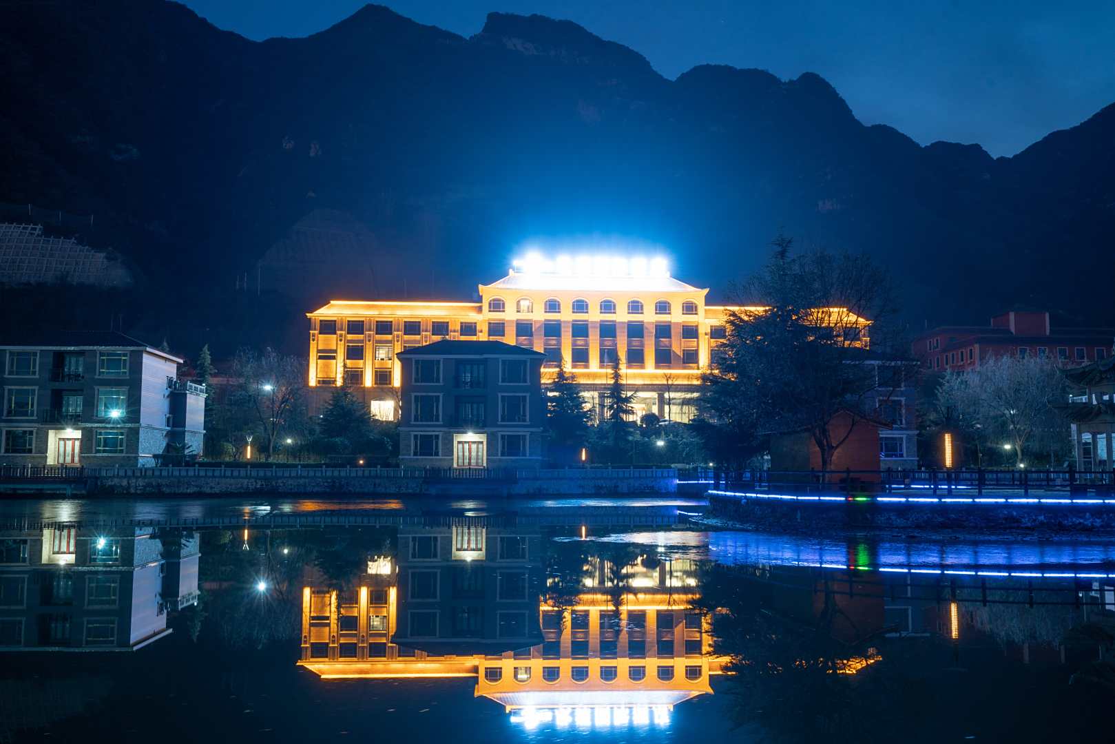 华山兴和国际酒店