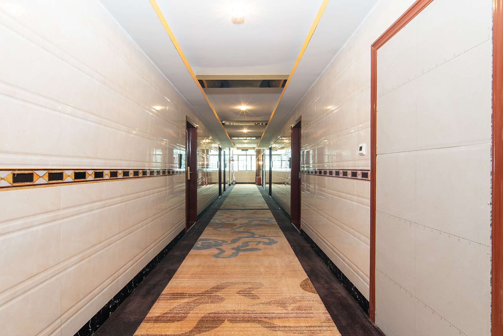 俊义连锁酒店(珠海机场店)