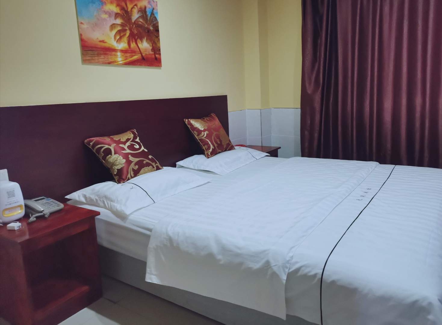 天泉宾馆(西乡大仟里店)