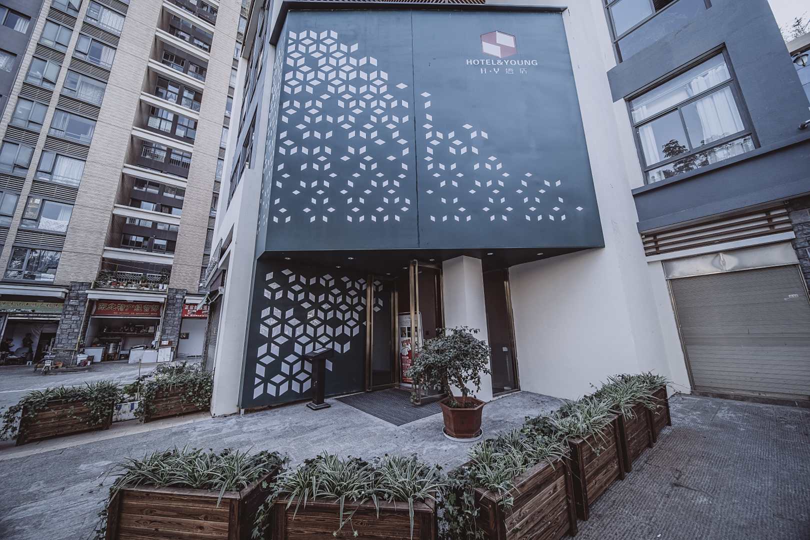 HY轻奢酒店(官渡店)