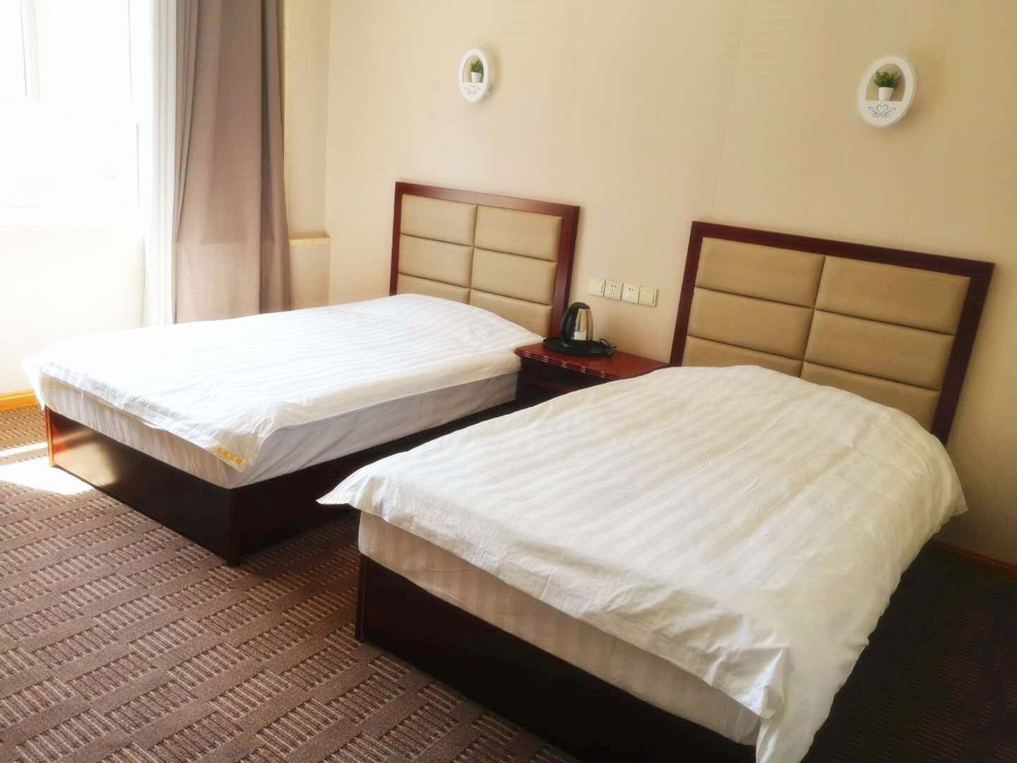 东风宾馆(解放西街店)