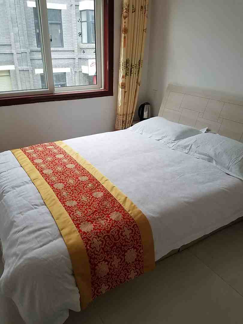 柞水隆品堂佬林客栈