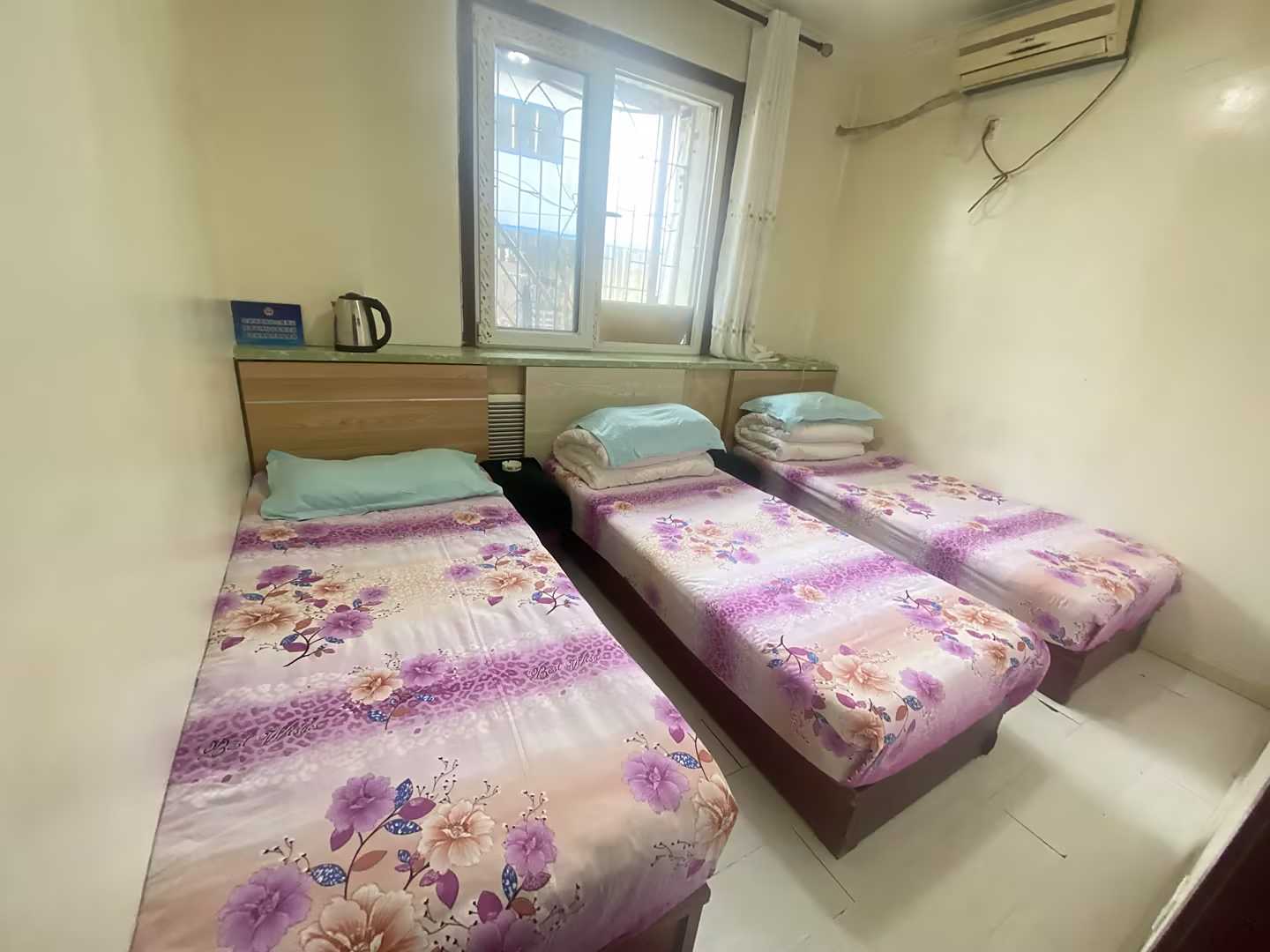 华申圆旅馆
