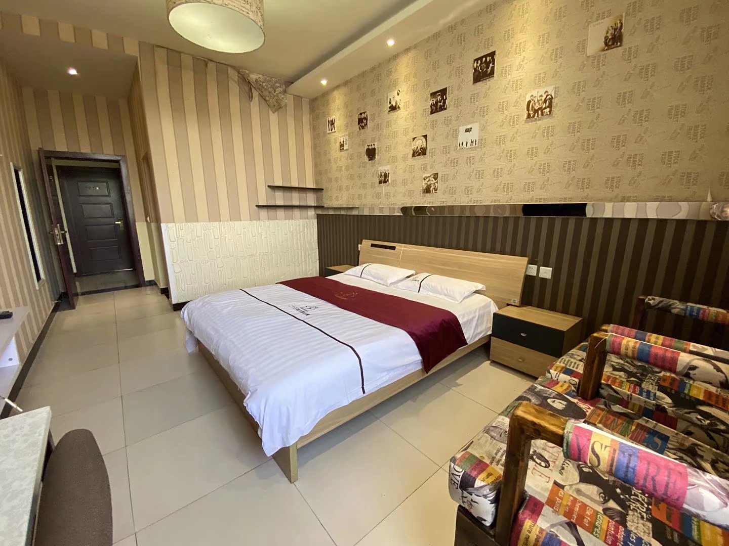 眉山二十三栋主题酒店