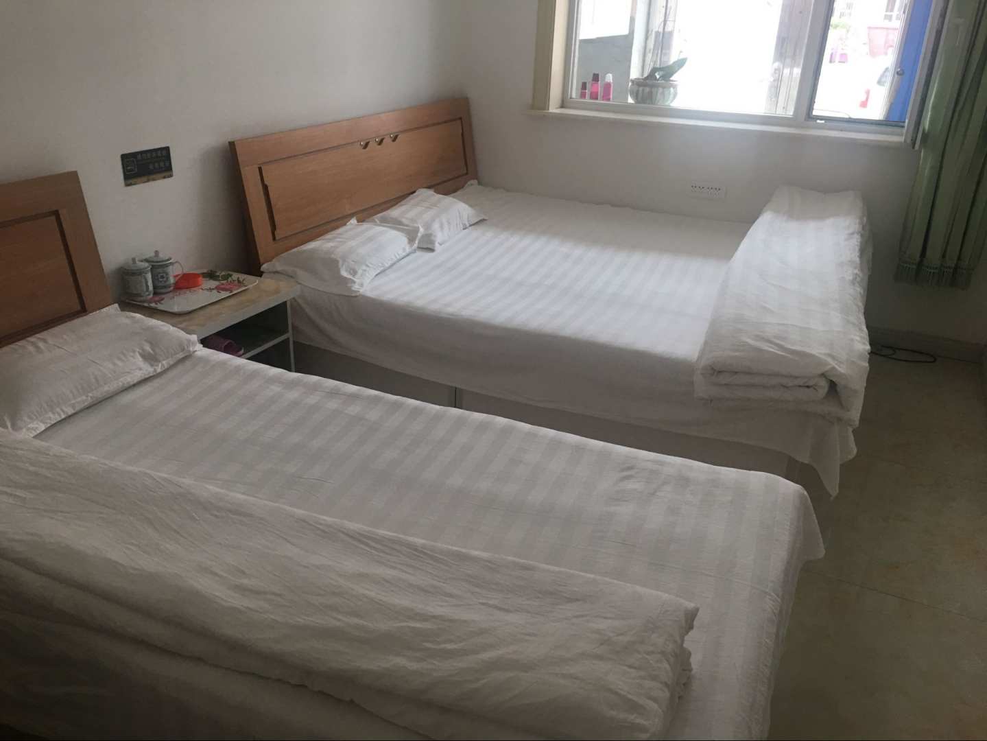 阿尔山春之迎旅店