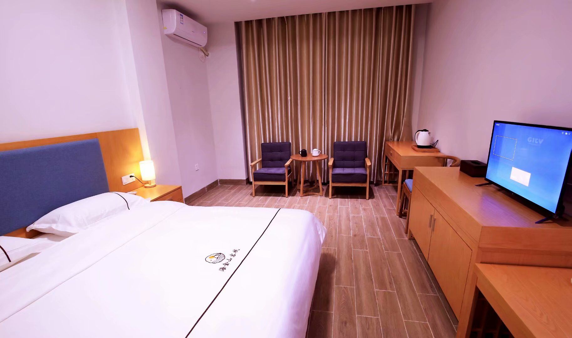 东方海金山客栈