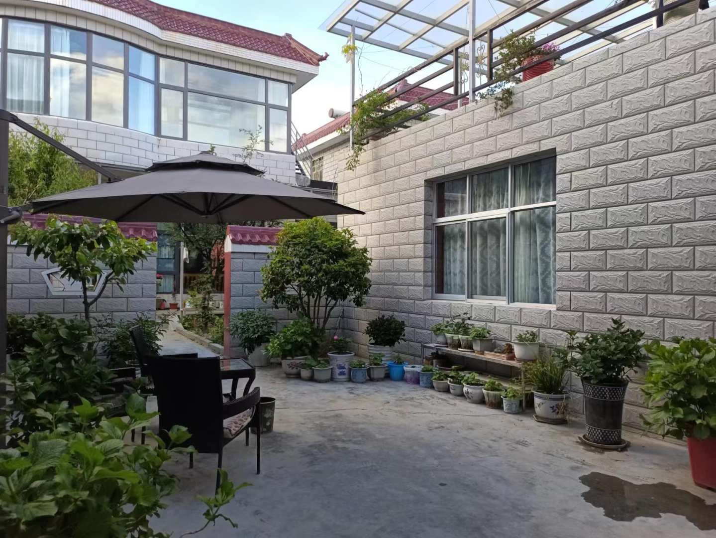林芝七间房客栈