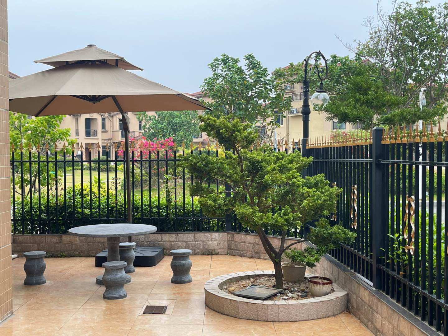 茂名海边菠萝蜜民宿(滨海旅游公路店)