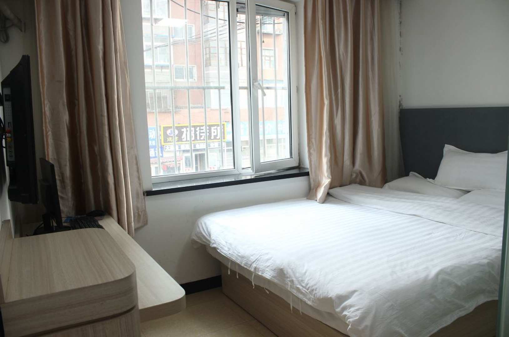 惠之来宾馆(南山东堡路店)