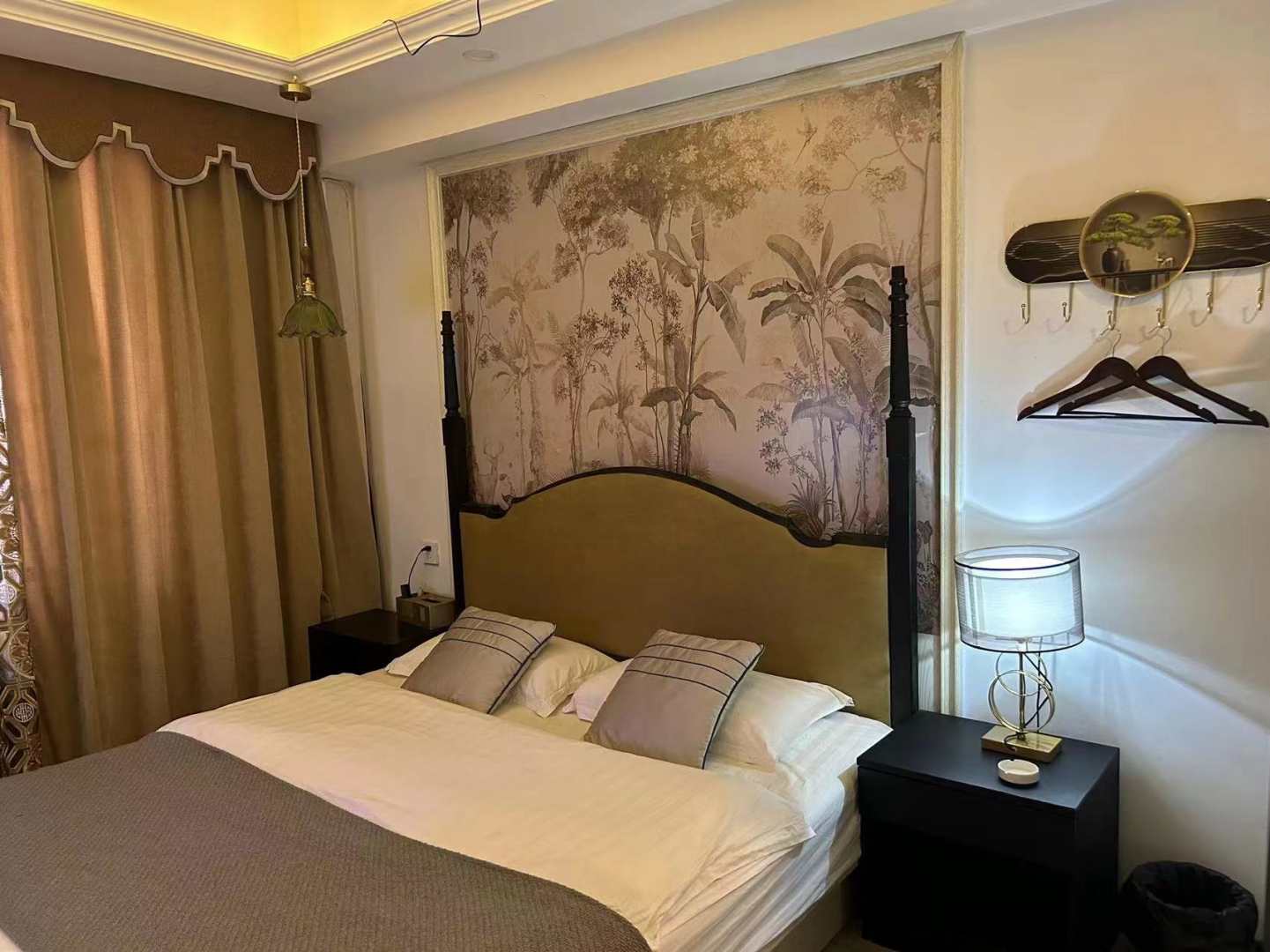 天亿旅店(白塔区社区卫生服中心北)
