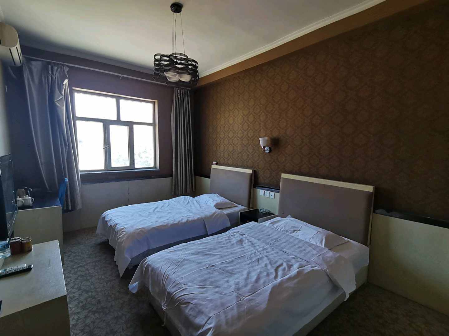 乌鲁木齐万盛快捷宾馆(粮校市场店)