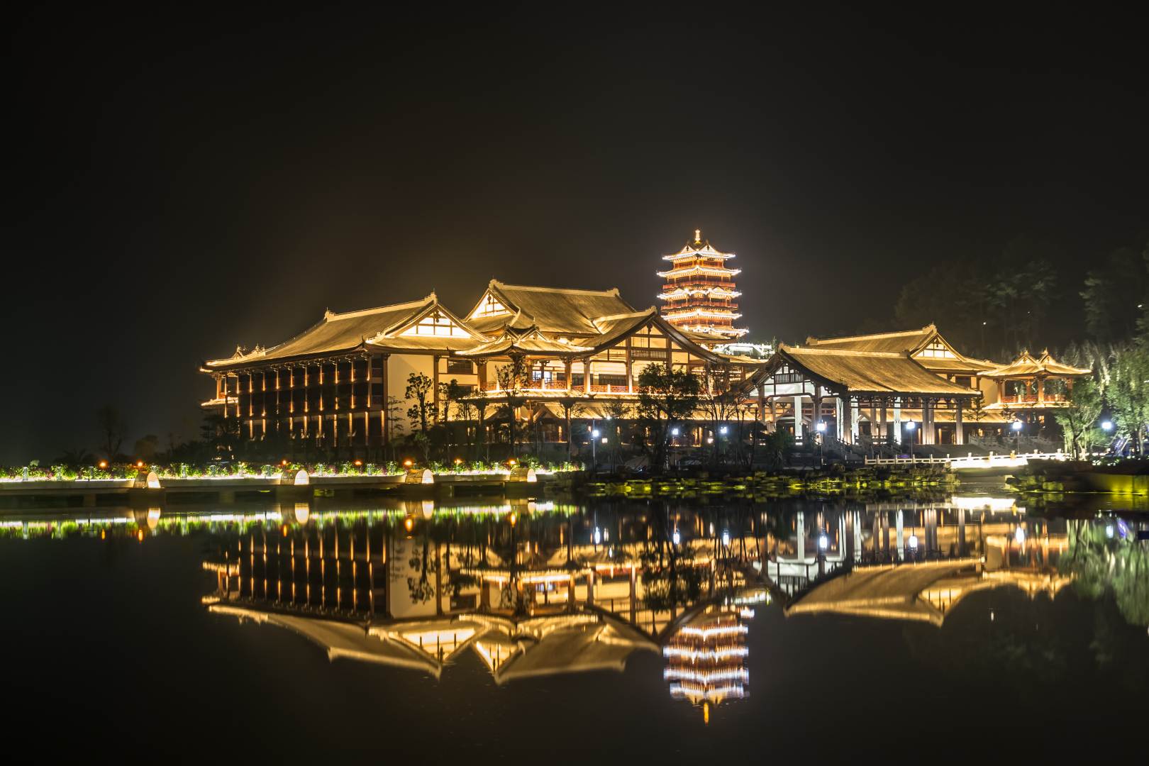 东融山庄酒店