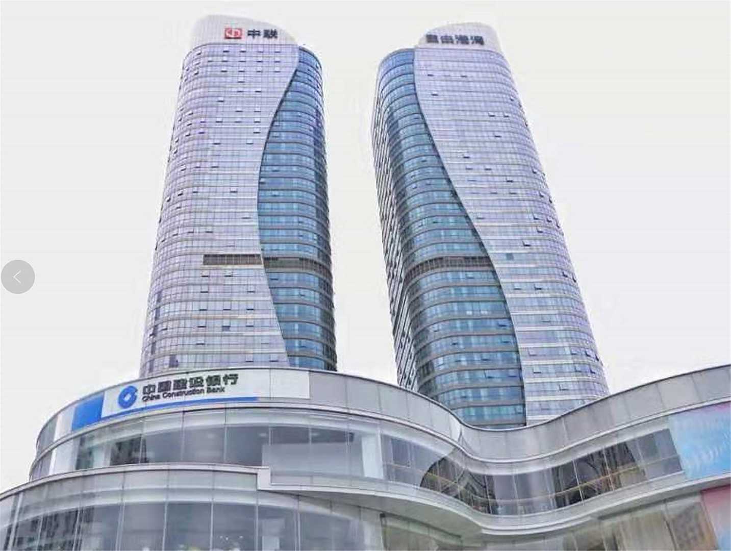 蓝羽梦高空海景度假公寓(青岛火车站栈桥店)