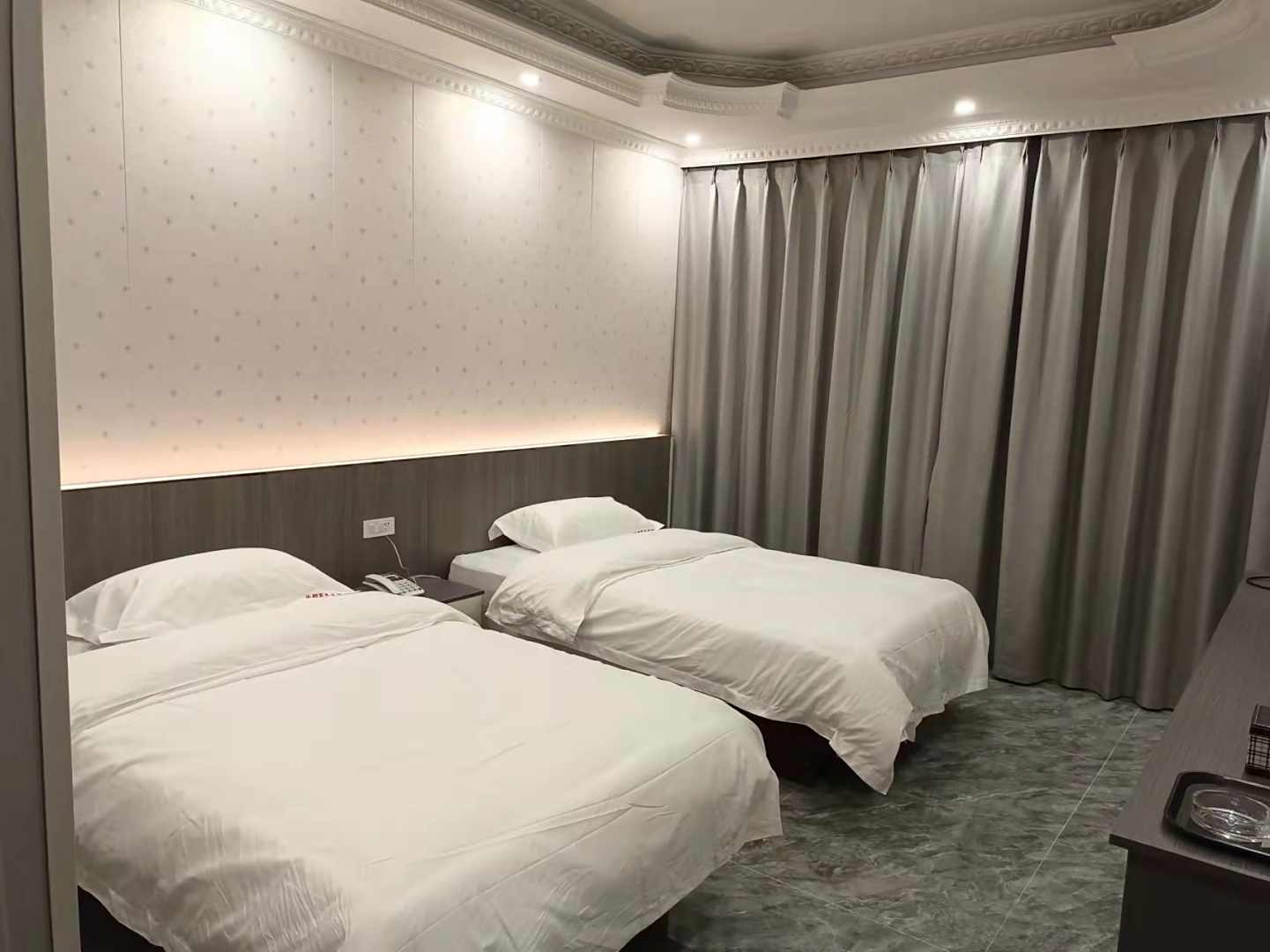 华都宾馆(南泉段)