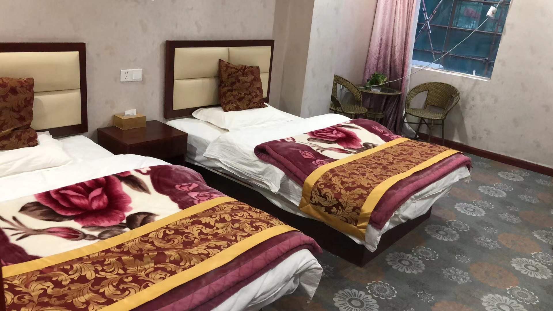 六盘水泽铭客栈
