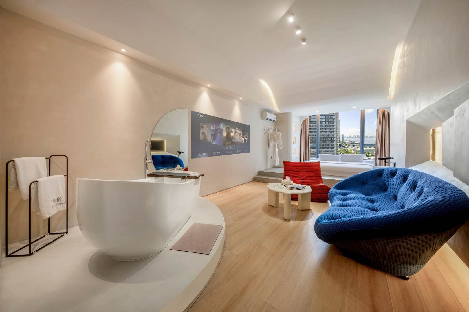 意宿Artistichome民宿(湛江万达荣盛店)