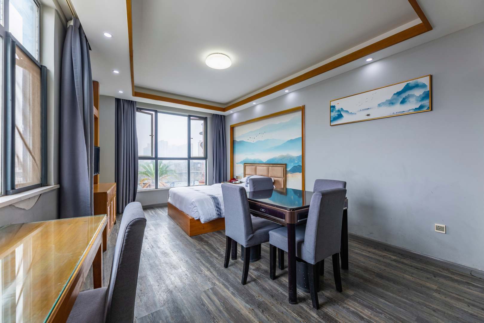 三三酒店