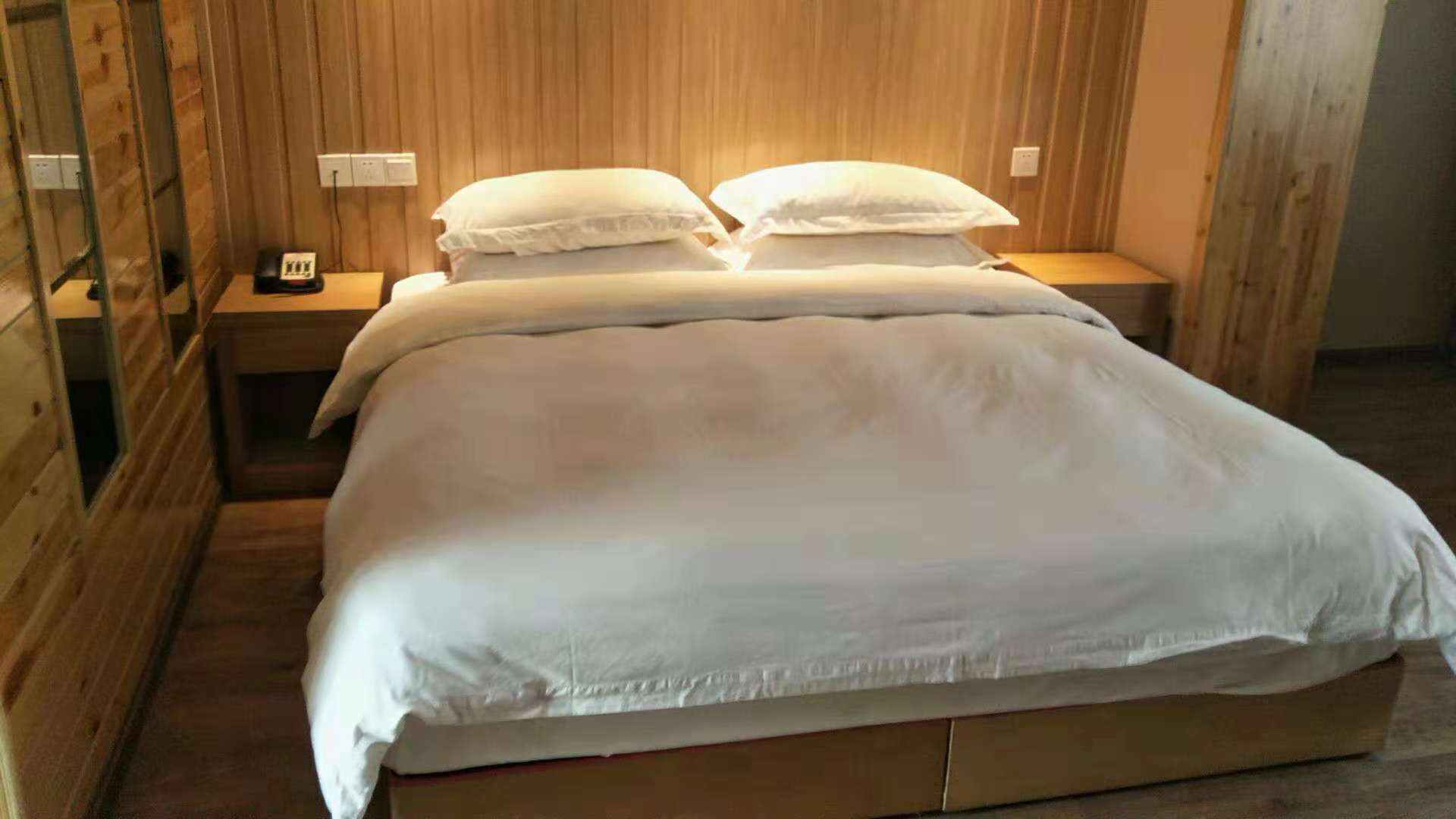 森沁宾馆