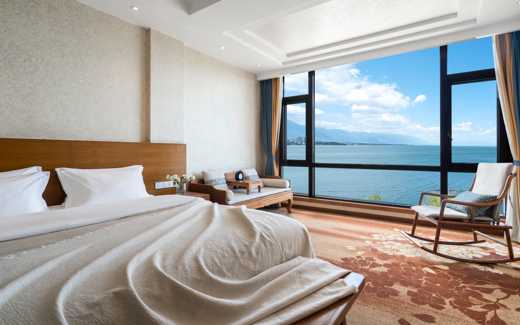 君泊海月酒店