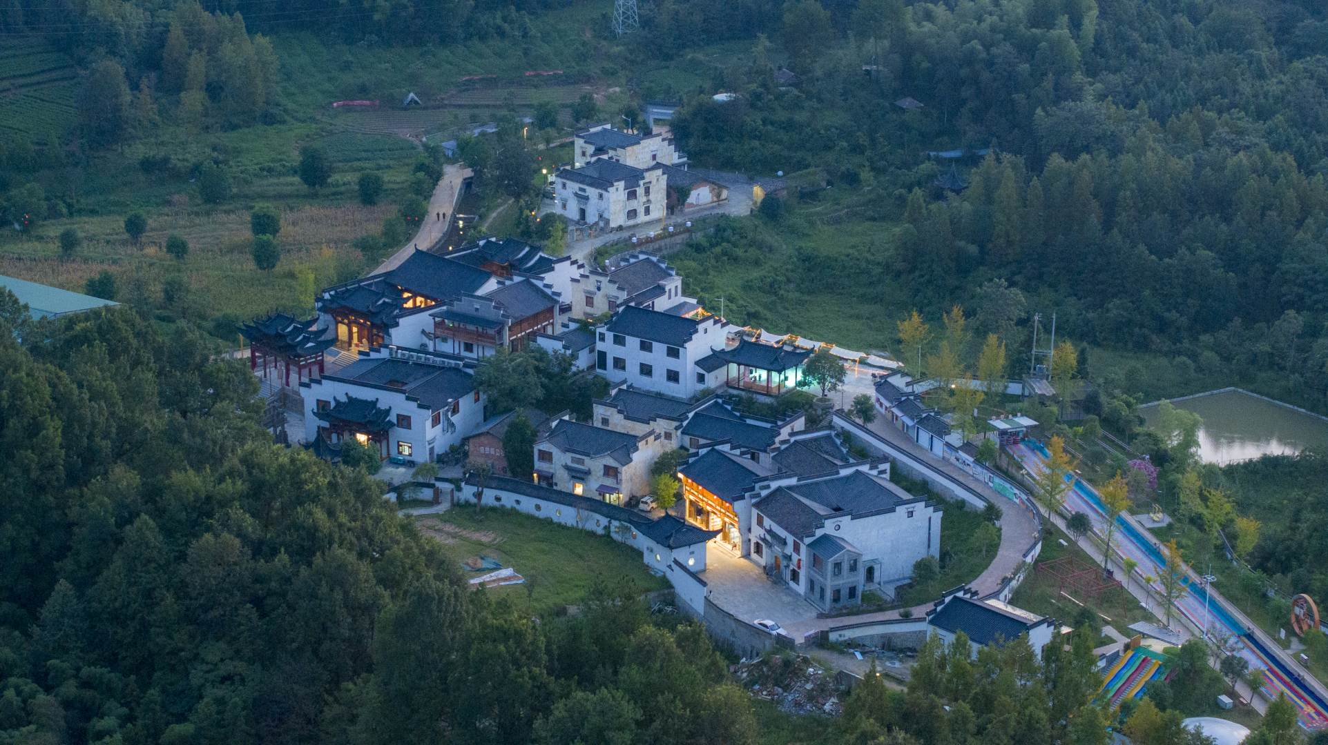 燕窝里·乡奢度假名宿(黄山风景区北门店)