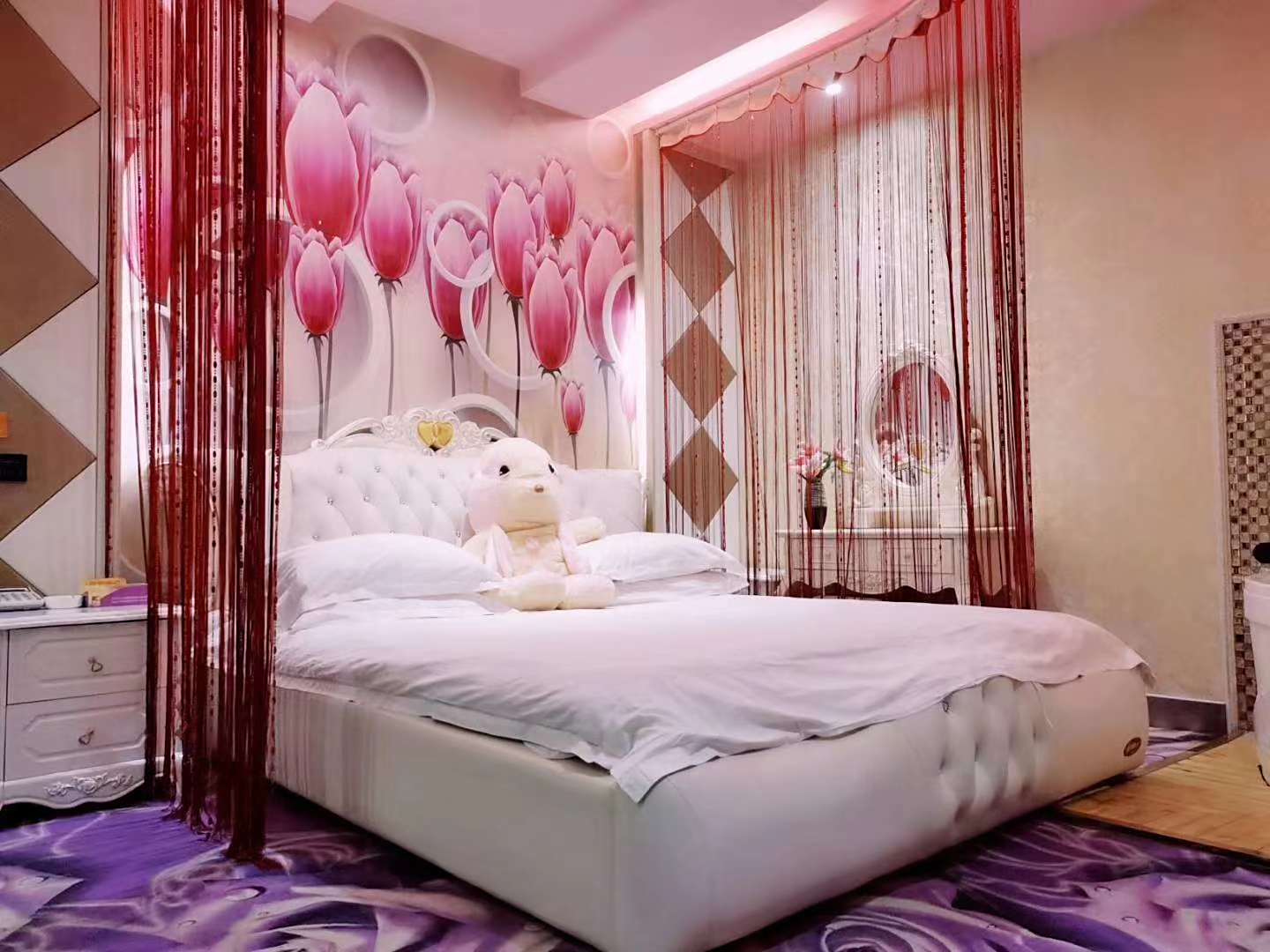 安达主题酒店