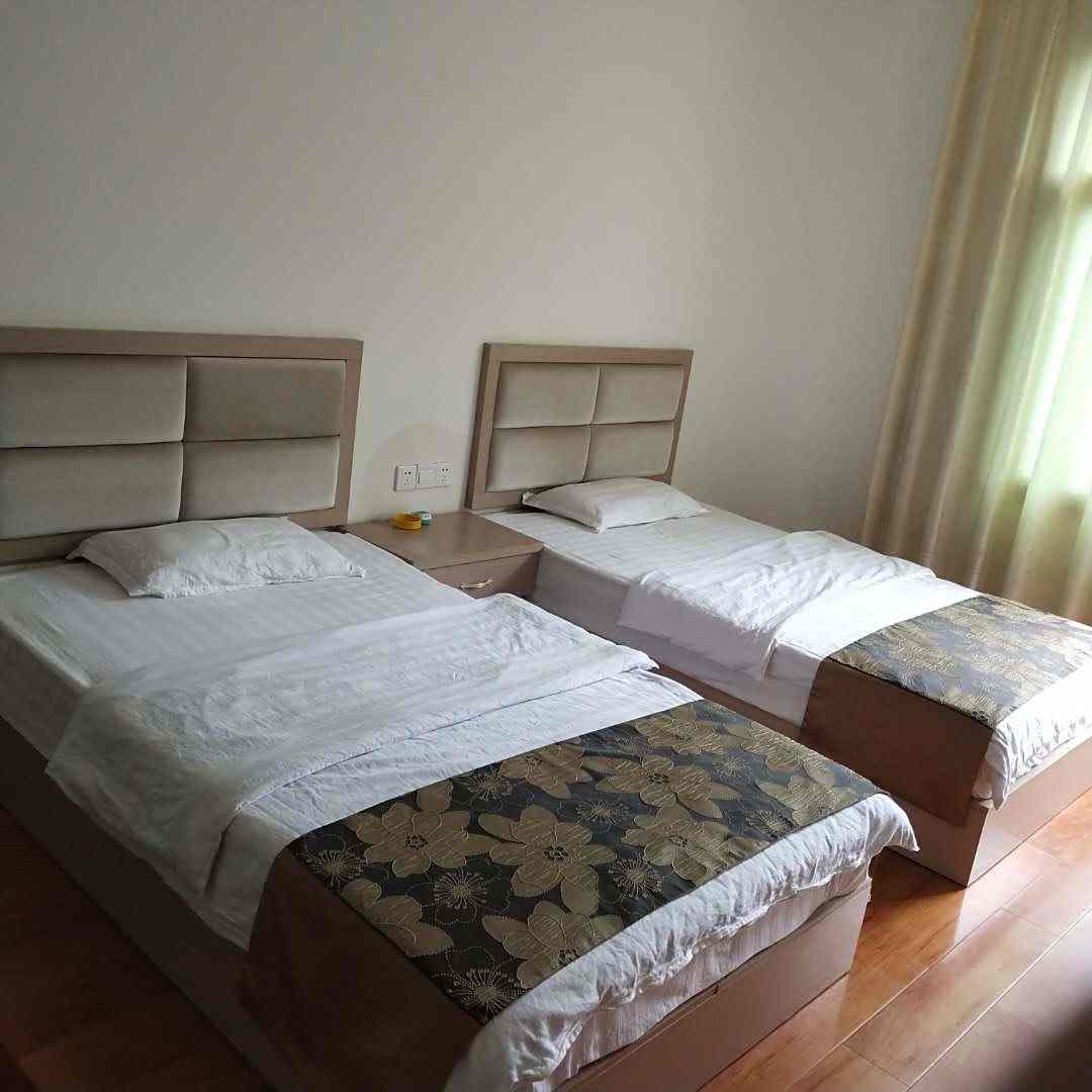 眉山亚芳旅馆