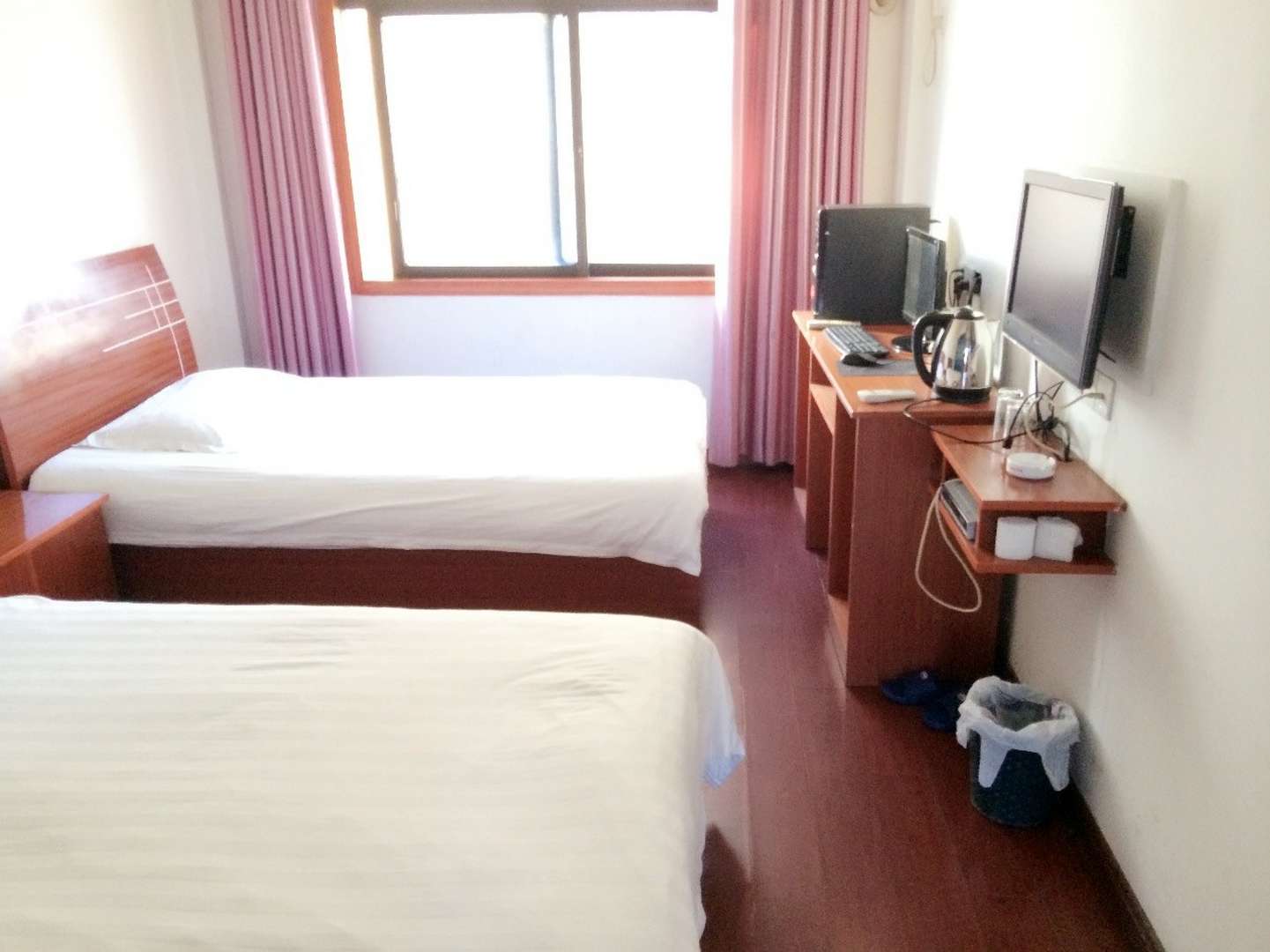 铜凌花园快捷宾馆