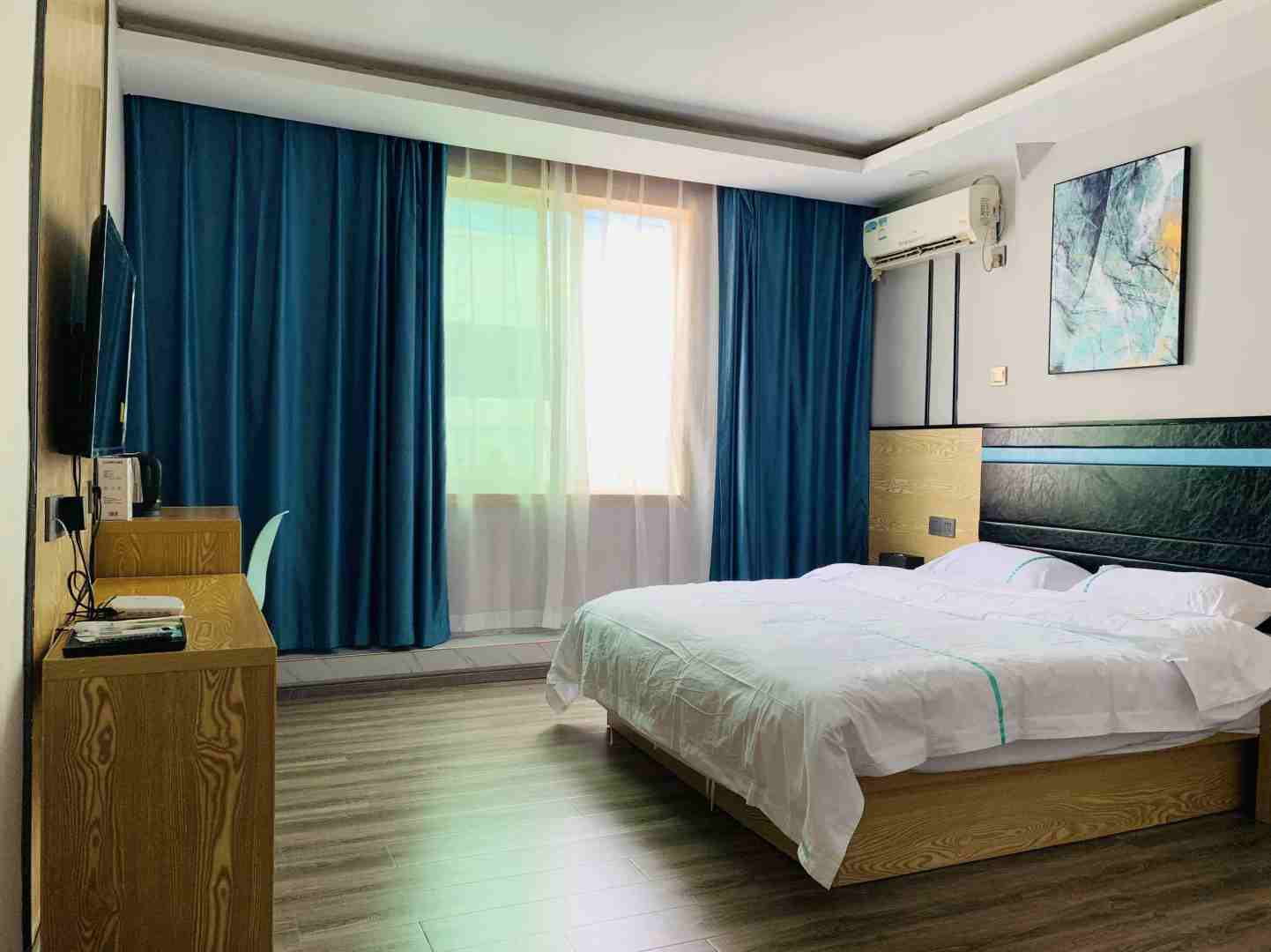 轻住酒店佳兴精品