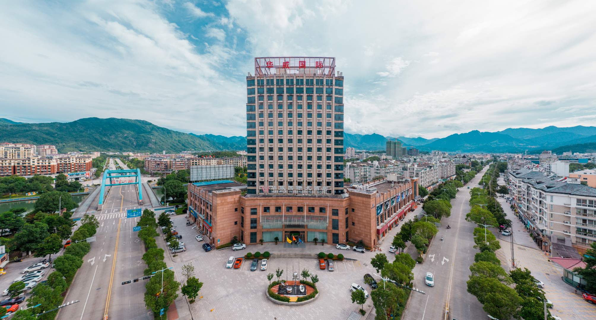 云和华威国际大酒店