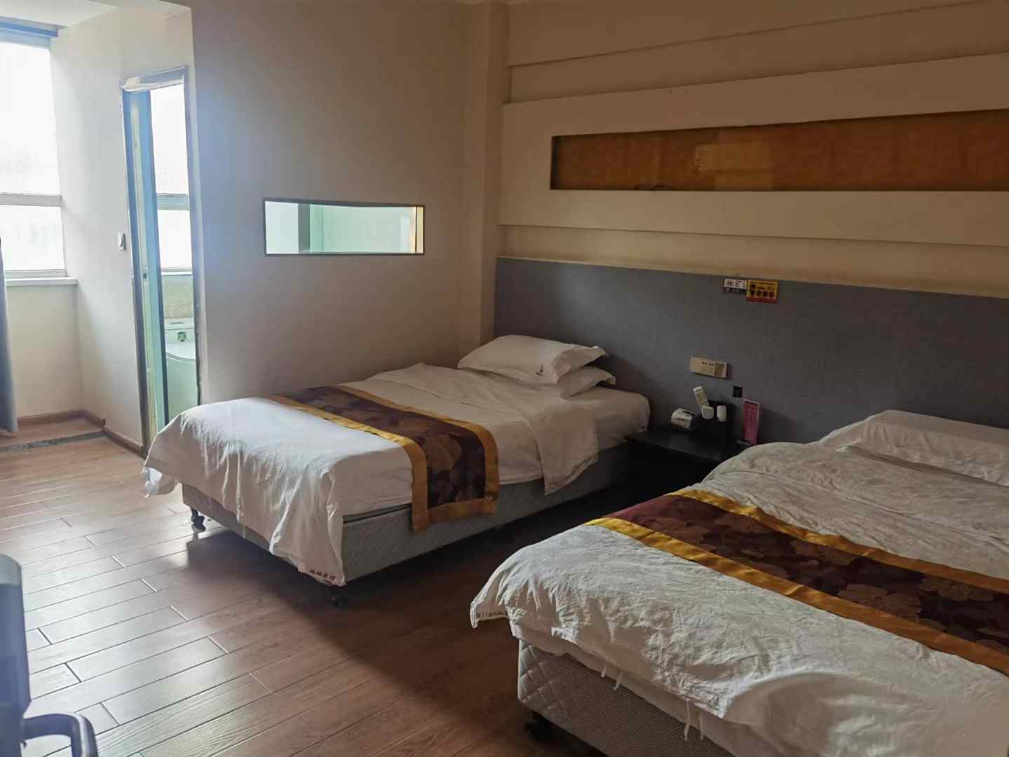 豪悦宾馆(49团店)