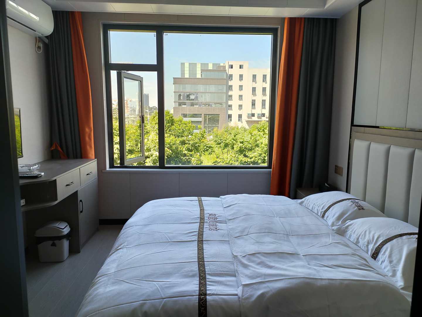 乐山如意归旅馆(乐山市人民医院店)