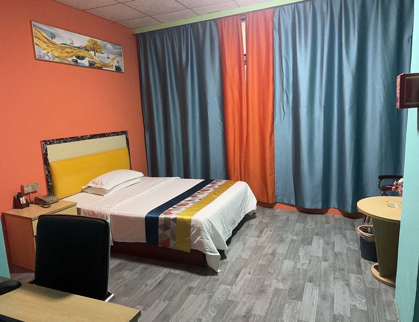 中山小榄园丰旅馆(中山小榄车站店)