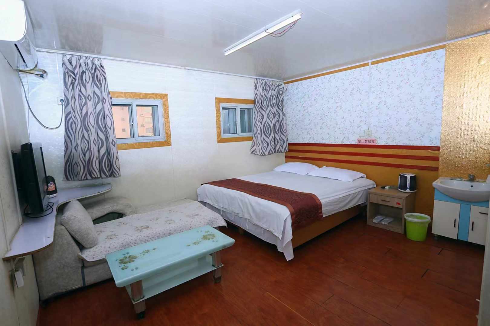 济南清泉宾馆(山一大第三附属医院店)