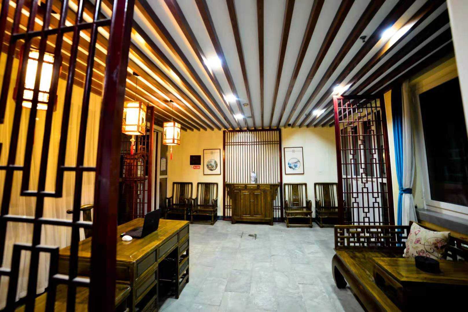 秦皇岛府城宾馆(山海关古城钟鼓楼店)