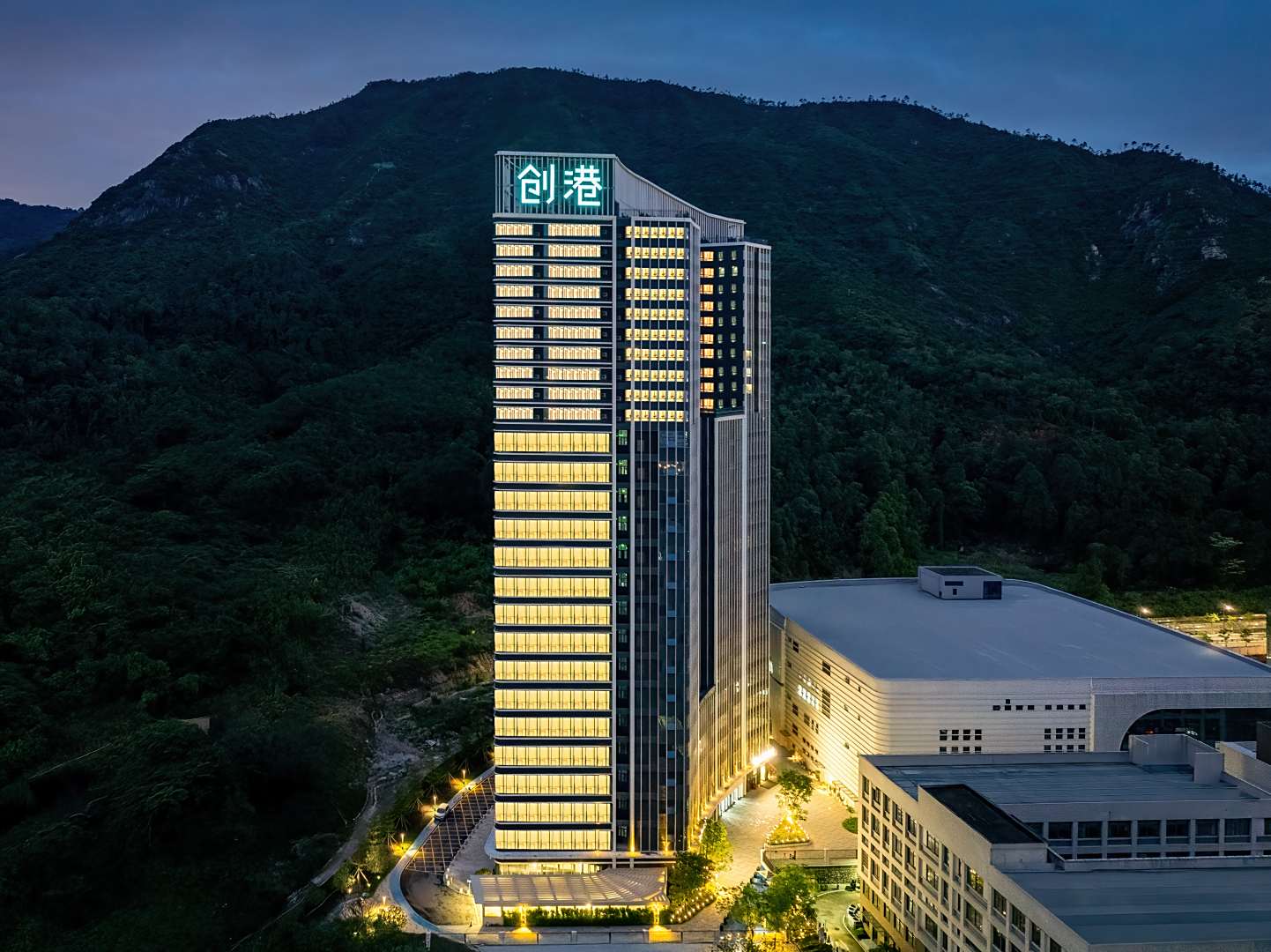 铂卡·假日S酒店(南屏华发商都店)