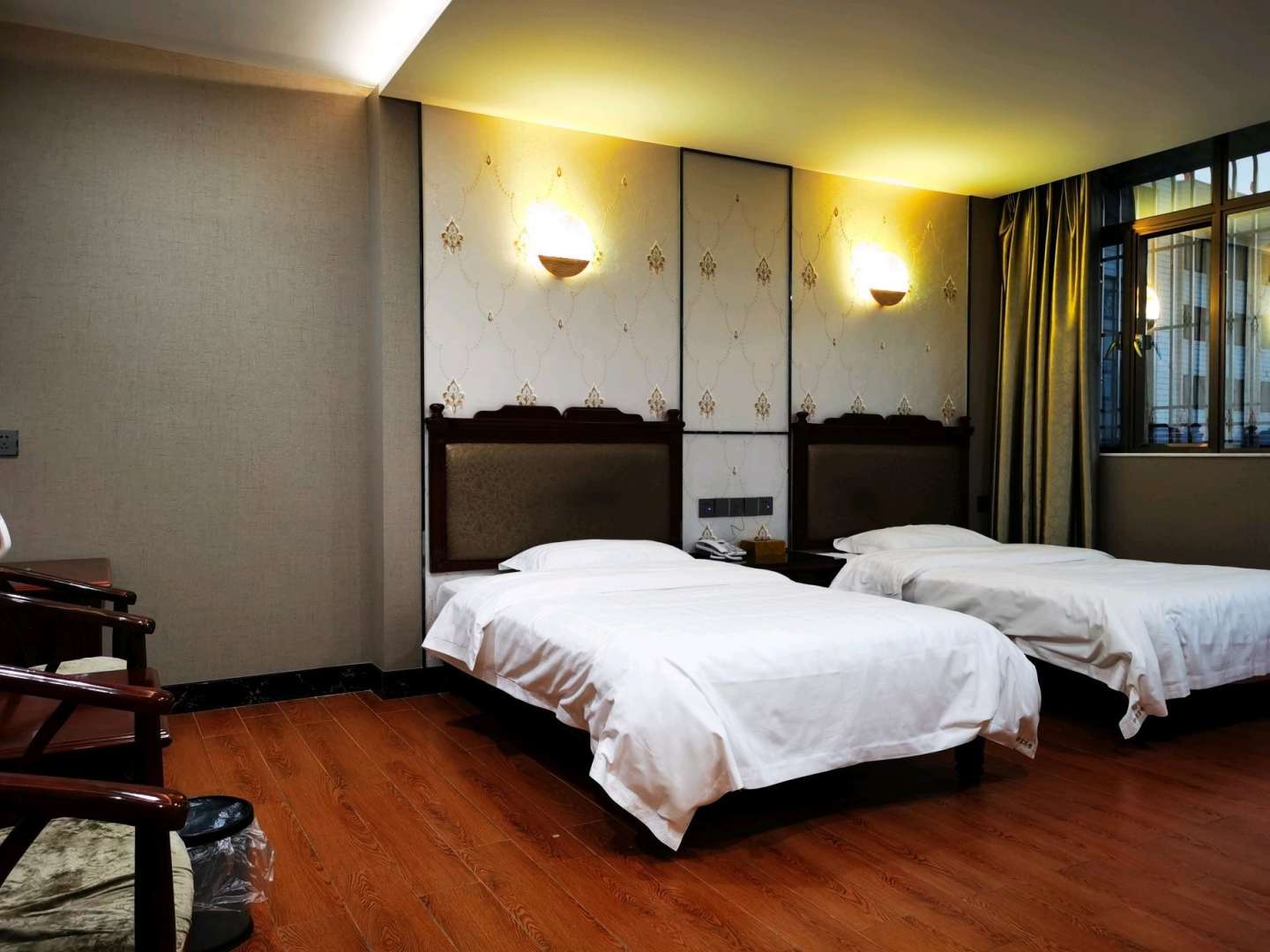 汕尾荣富宾馆