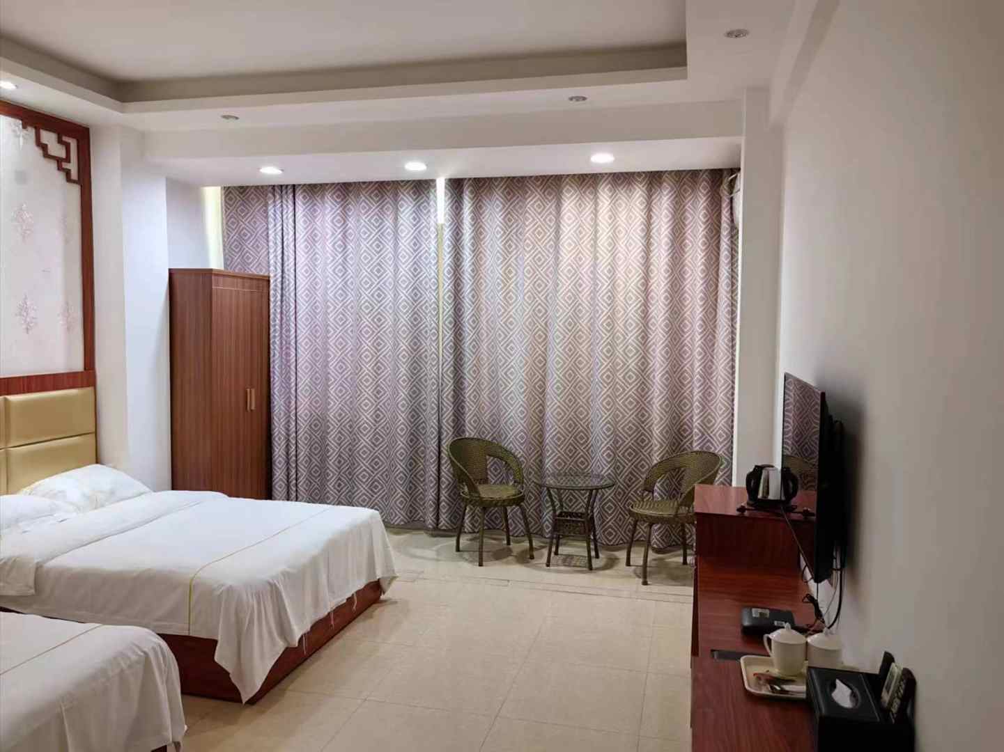中忆旅馆(白马井店)