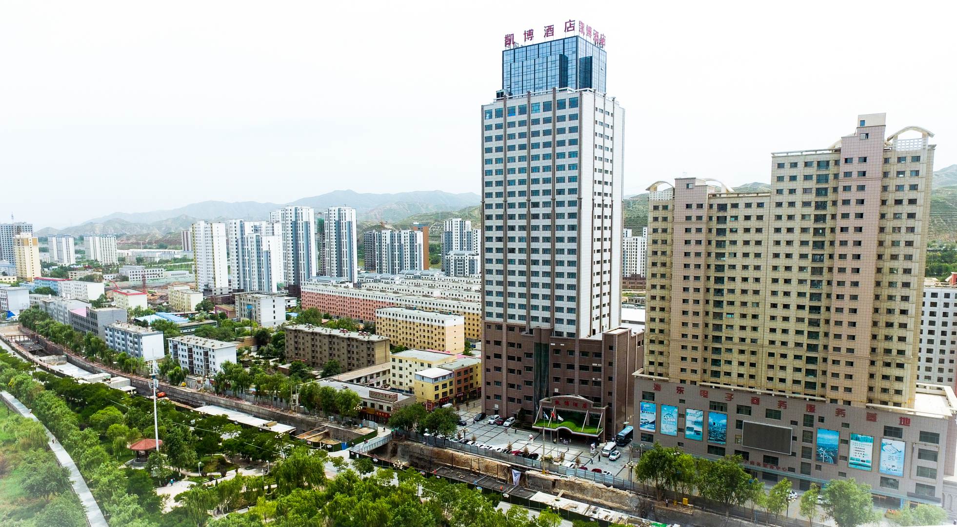 海东凯博酒店