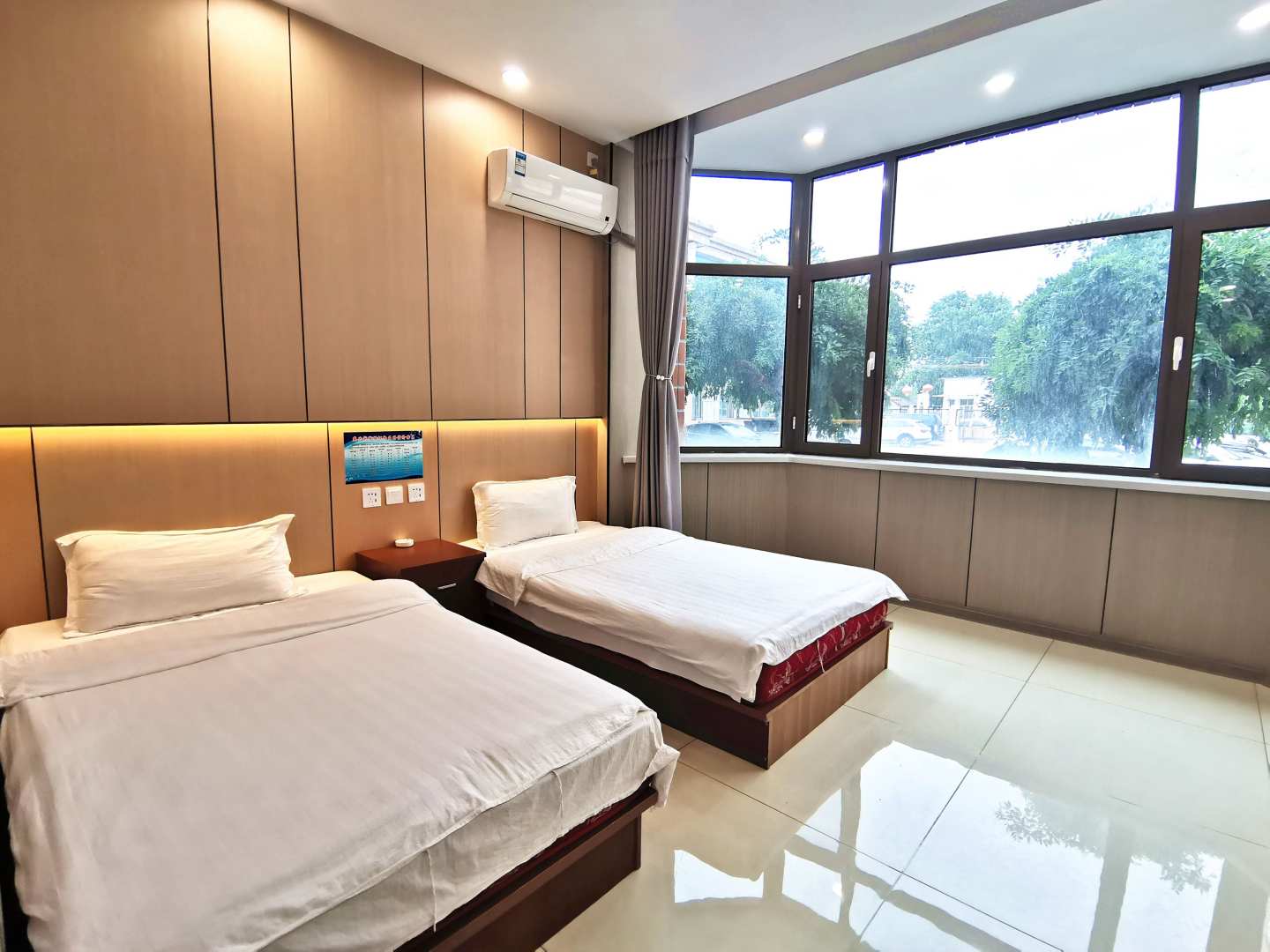 张家口燕兴宾馆(东宁街店)
