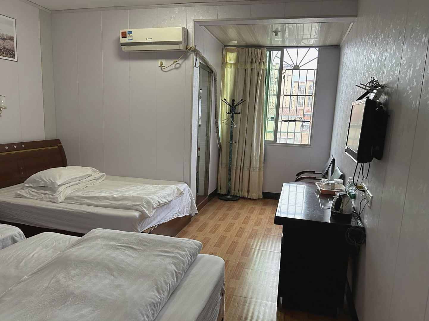 东旭宾馆(河滨西路店)
