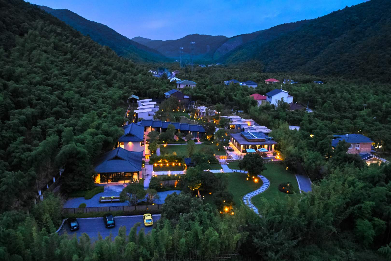 长兴绣云里川步酒店