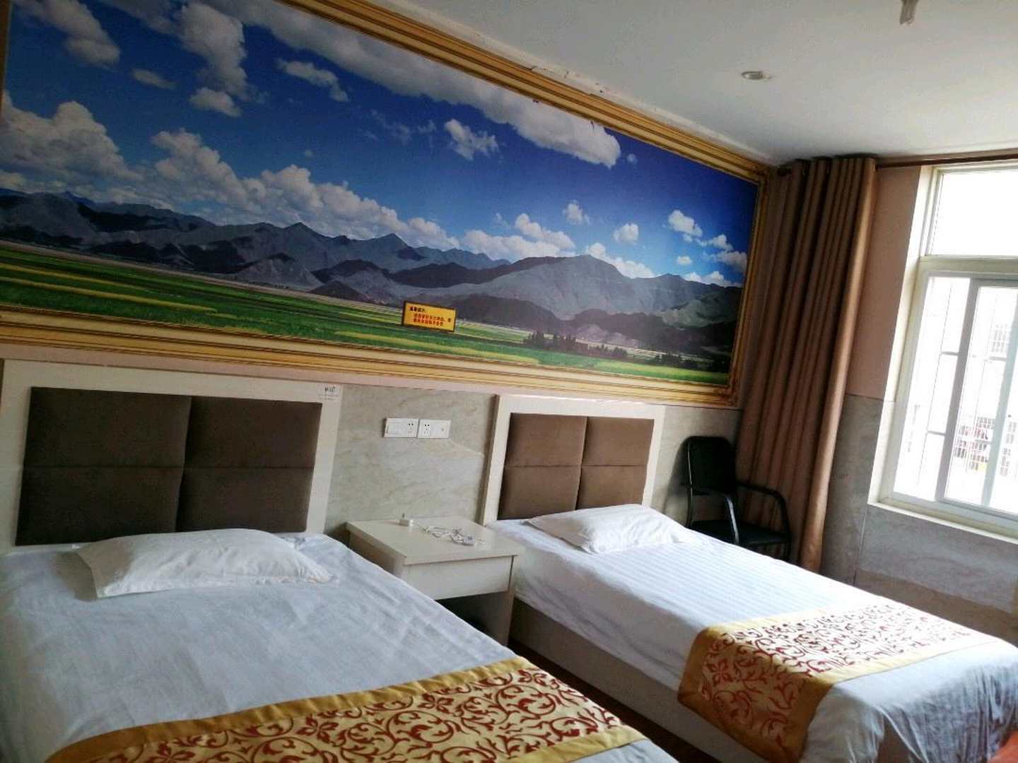 九龙宾馆(火炬二路店)