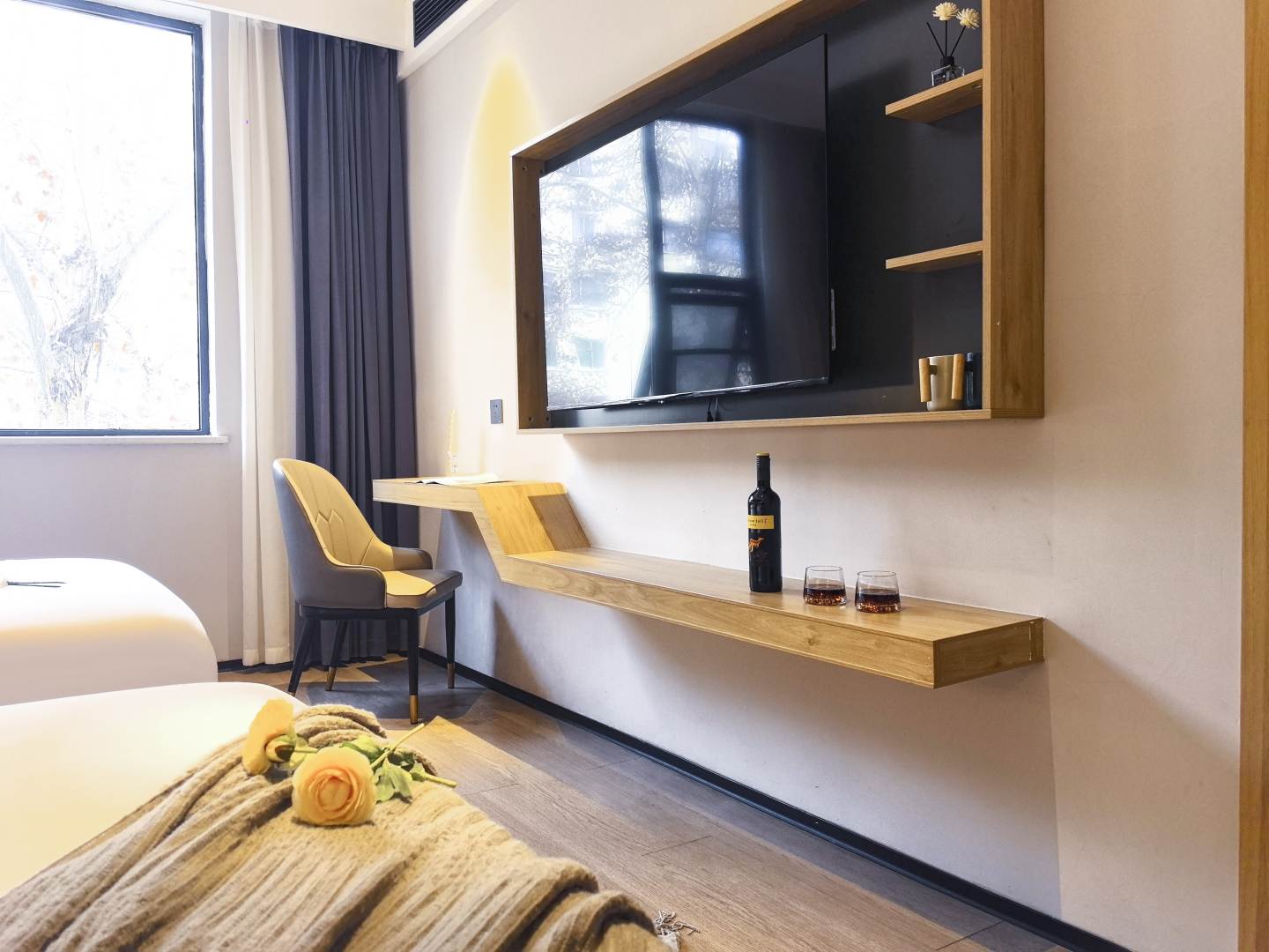 金柱源腾安酒店(绵阳凯德广场火车站店)