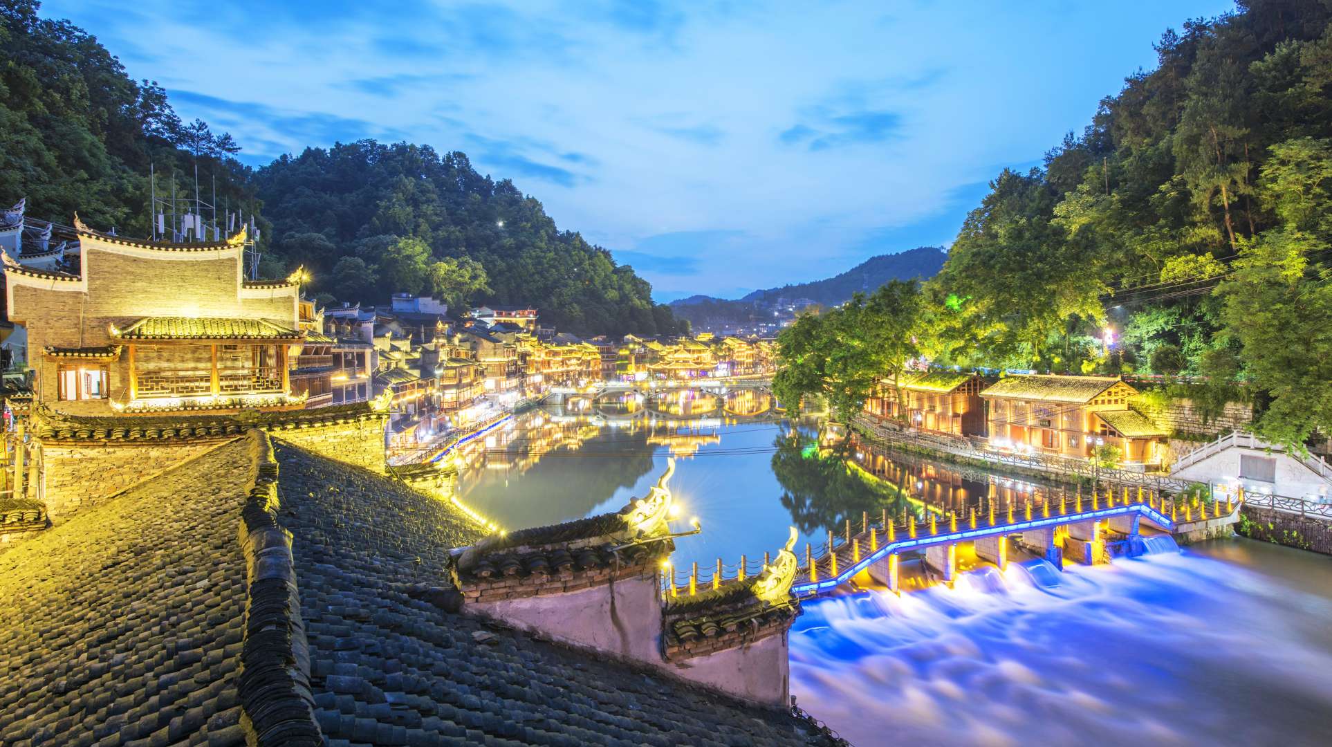 凤凰禅逸江景民宿